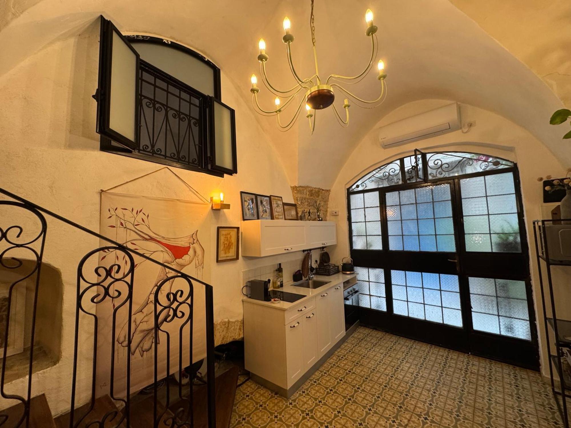 Jaffa Unique Gallery On The Sea And Flea Market Apartment Tel Aviv